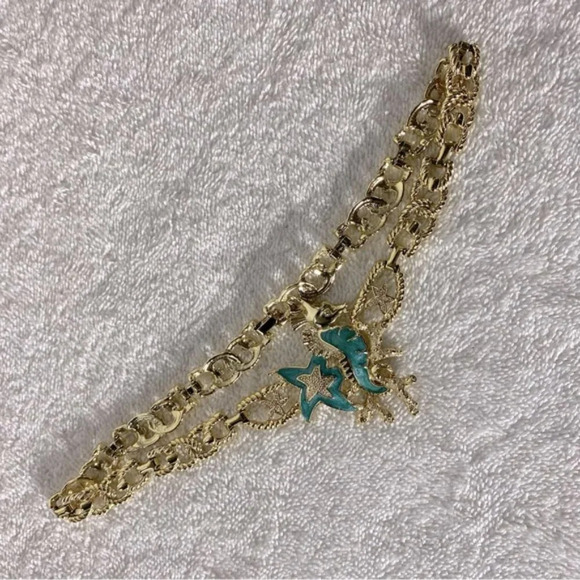 Vintage Gold Tone With  Turquoise Seahorse Earrings And Necklace Set - Picture 3 of 15